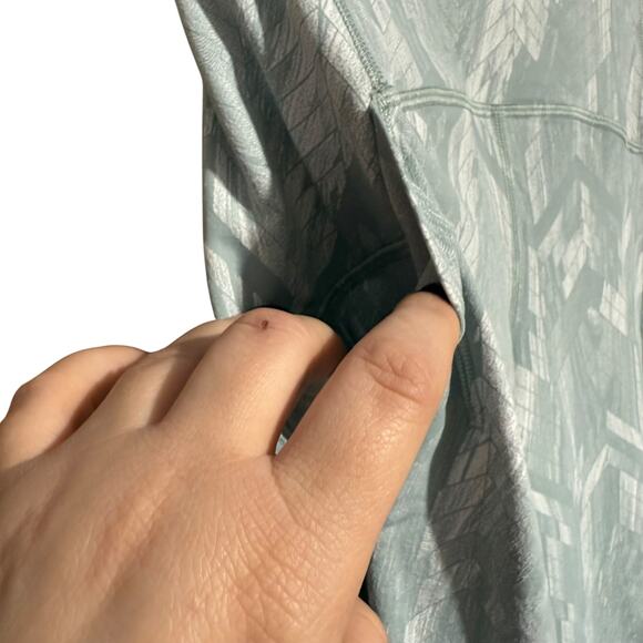 Lululemon Swift Speed High-Rise Crop 21" Reverberate Chevron Jacquard Size 4 - Picture 7 of 16